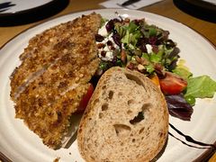 山核桃鸡肉沙拉-The Diner X餐厅(青岛万象城店)