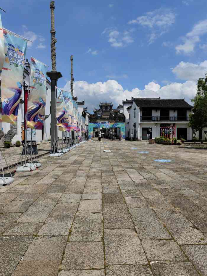 千岛湖文渊狮城度假区水下古城