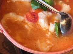 -云海肴·汽锅鸡·云南菜(天山百盛优客店)