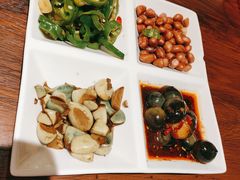 -疆山别院烧烤·新疆菜(铁路局店)