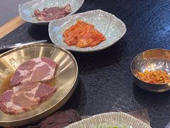 -臻牛烤肉