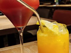 -FOUR PLAY BAR