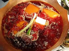 -墨居上隐·院子里火锅(峨眉店)
