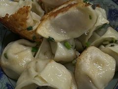 -无名氏宵夜小摊(祝家三姐妹馄饨店)