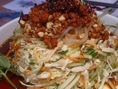 -山河屯铁锅炖·非遗东北菜(南山店)