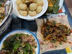 -蜗牛小馆醉乡民谣云南菜(惠新西里店)