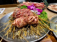秘制卷牛肋排-西塔老太太泥炉烤肉