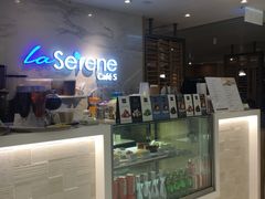 -La-Serene Café