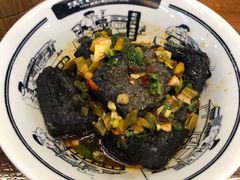 黑白长沙臭豆腐-黑白电视长沙小吃(美林M·LIVE天地东座店)