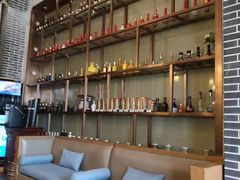 等位区-仁虎老火锅(黄泥磅店)