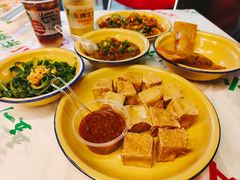 -东排食堂长沙小吃大排档(五一广场店)