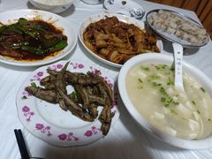 -小六农家乐(崇明西沙湿地店)