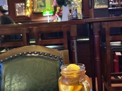 -Hooley's活利仕西餐厅(珠江新城店)