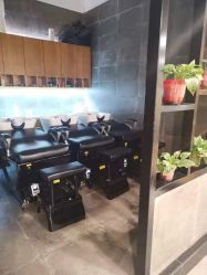 -时尚殿堂明星门店