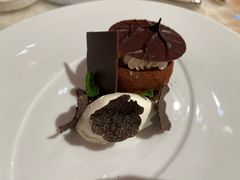 -AZUR聚(香格里拉饭店)