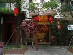 -泡桐树街