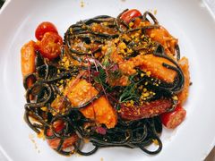 墨鱼汁海鲜香蒜意面-农畉LONFOOD(福田星河COCOPark店)