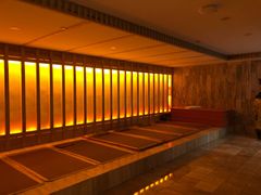 -碧中海汤泉汗蒸酒店