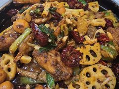 麻辣虾翅锅-小城外婆肴私房菜.家宴聚集点(圆明园颐和园·清河上地店)