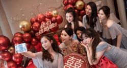 点击看大图 -挪娅婚纱摄影皇家会所