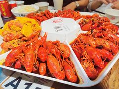 -龙巢盱眙龙虾·牛蛙·烧烤宵夜(八卦岭店)