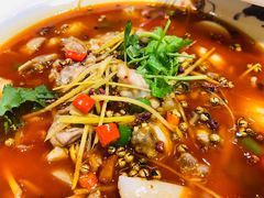 -有红鸡毛店·川菜(建设路店)