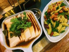 皮蛋豆腐-小俩口烧烤东北菜(双井店)