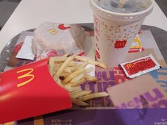 -麦当劳(世界城广场店)
