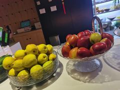 -涨巢·潮玩水疗局