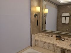 -昆山皇冠国际会展酒店