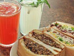 芝士蘑菇烤牛肉三明治-Al Salam莫的三明治