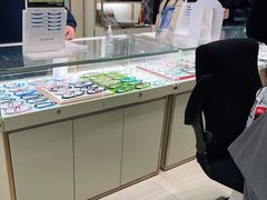 -宝岛眼镜(群光广场店)