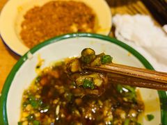 -拈签一笑黄牛肉辣卤串串