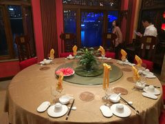 -小天鹅火锅·一线江景洪鼎旗舰店(洪崖洞店)