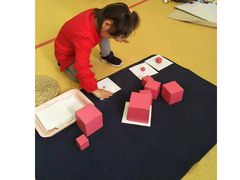 -瑞恩宝感统训练·语言提升·蒙氏托育中心