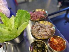 -豚豚家돈돈가韩国锅盖烤肉(新北万达店)