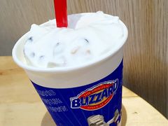 暴风雪-DQ·蛋糕·冰淇淋(金牛万达店)