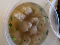 -张阿三馄饨店