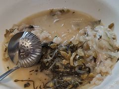 -严记小天府酸菜鱼(西四路店)