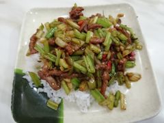 小炒牛肉盖浇饭-南昌特色小吃(邵记美食广场店)