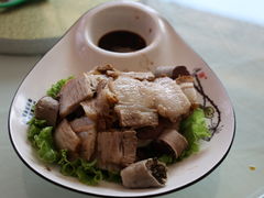 自制血肠五花肉-鸿运美食府