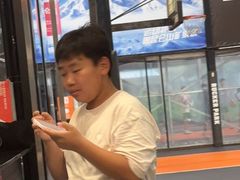 -洛克公园·篮球·足球(三林店)