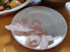 -茅屋大酒店