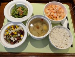 -乐茵敔山湾月子中心(独栋湖景店)
