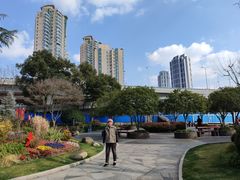 -上海不夜城广场(上海不夜城金融大厦店)