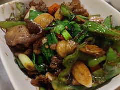 嘉丰小炒肉-嘉丰湘菜馆(芳群园店)