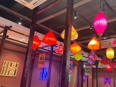 -滴水·湘逢(南汇大学城生活广场店)