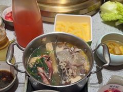 -钱小奴创意自助餐厅·山野黑猪肉畅吃(苏州昆山招商花园城店)