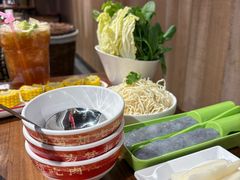 -阿润打边炉·鲜切鸡煲(华漕店)