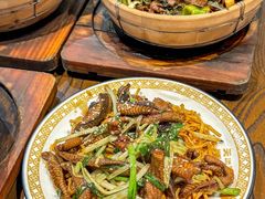 -天宝食坊·啫啫煲大排档(西华路店)